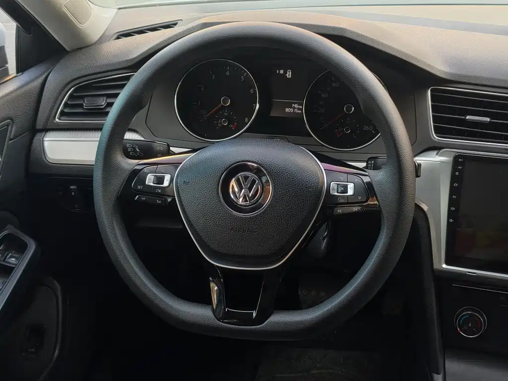 Volkswagen Lamando — миниатюра 8