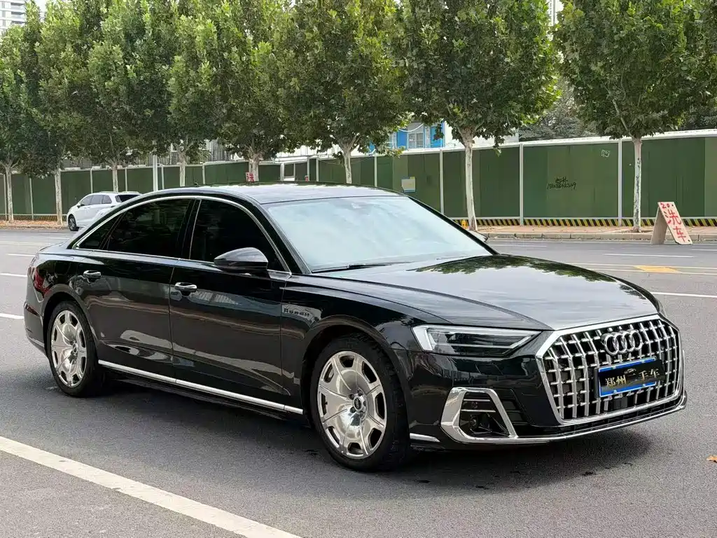 Audi A8 — миниатюра 3
