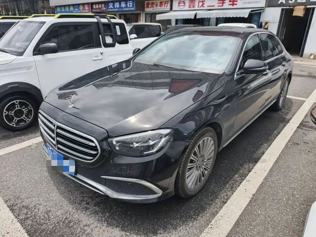 Mercedes-Benz E-Class 2021