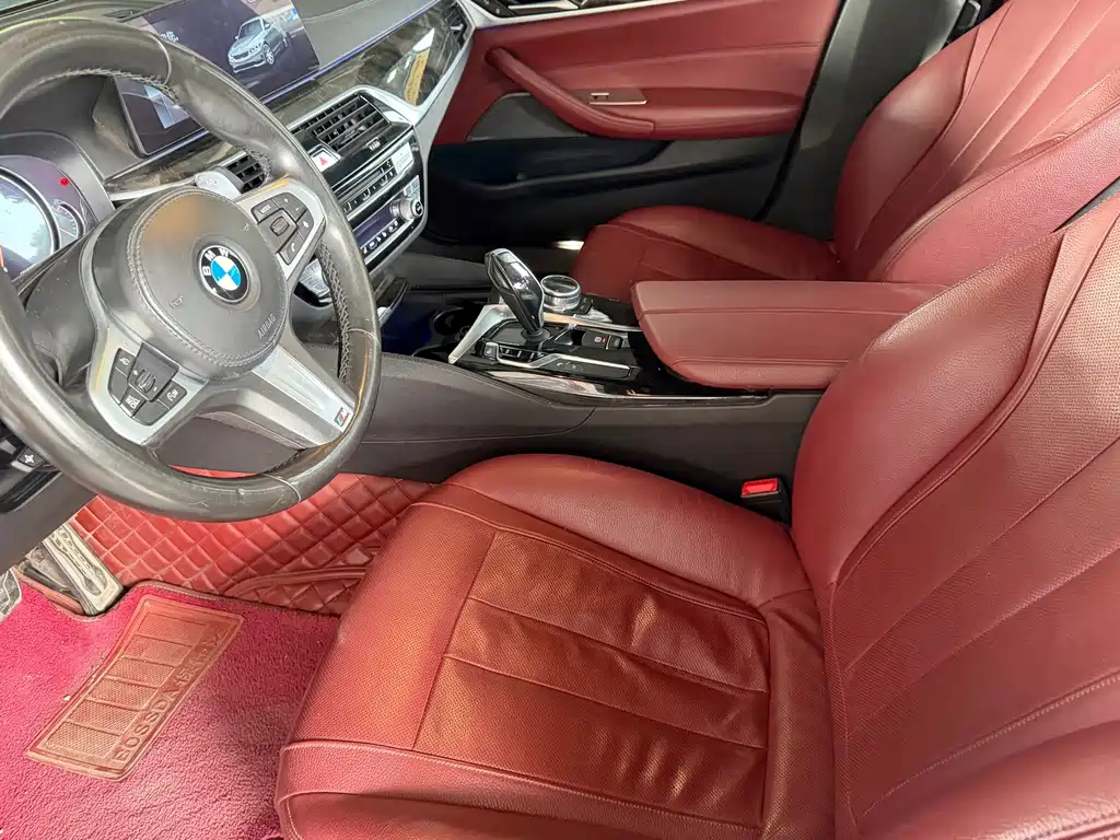 BMW 5 Series — миниатюра 9
