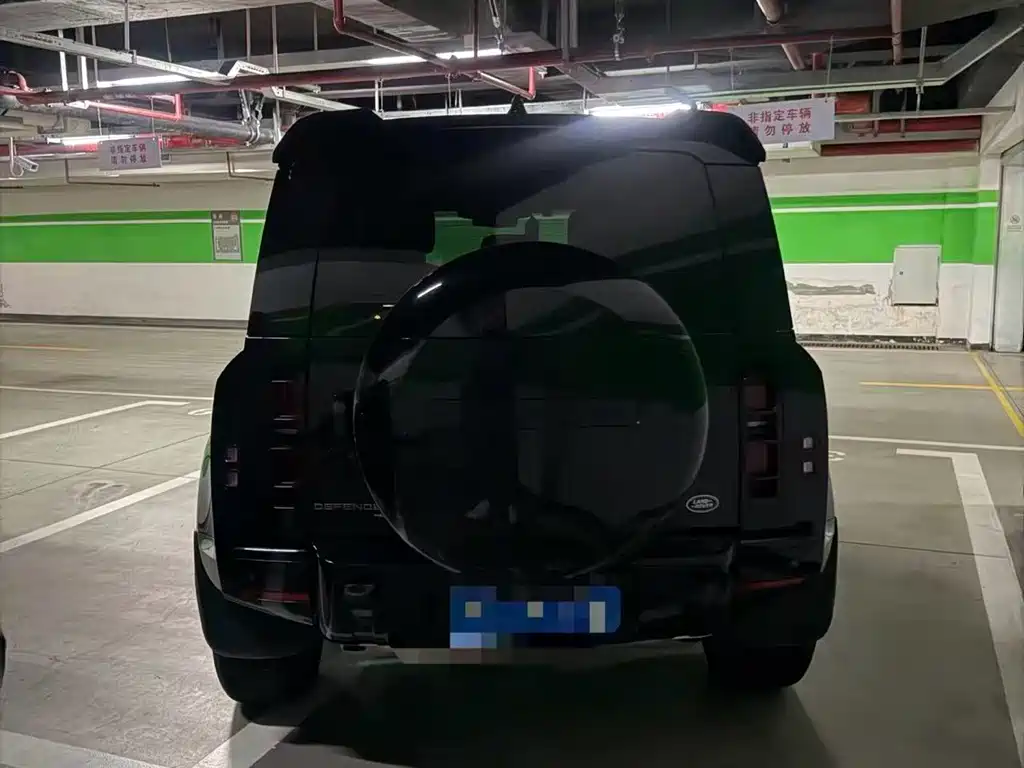 Land Rover Defender — миниатюра 5