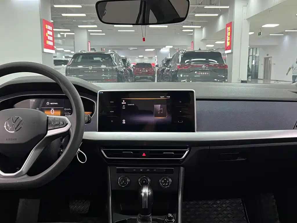 Volkswagen Lavida — миниатюра 7