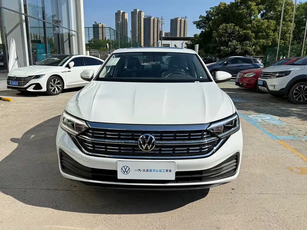 Volkswagen Sagitar 2026