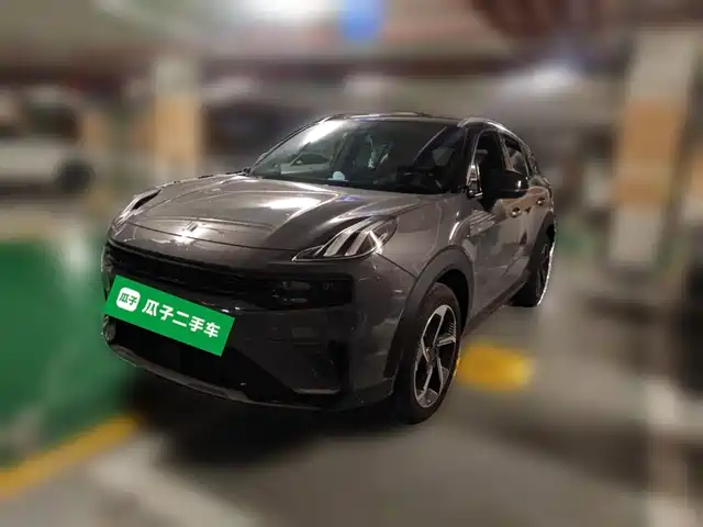 2022 Lynk & Co 06