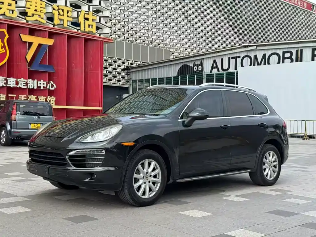 Porsche Cayenne 2012