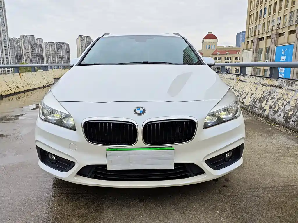 BMW 2 SERIES STATION WAGON