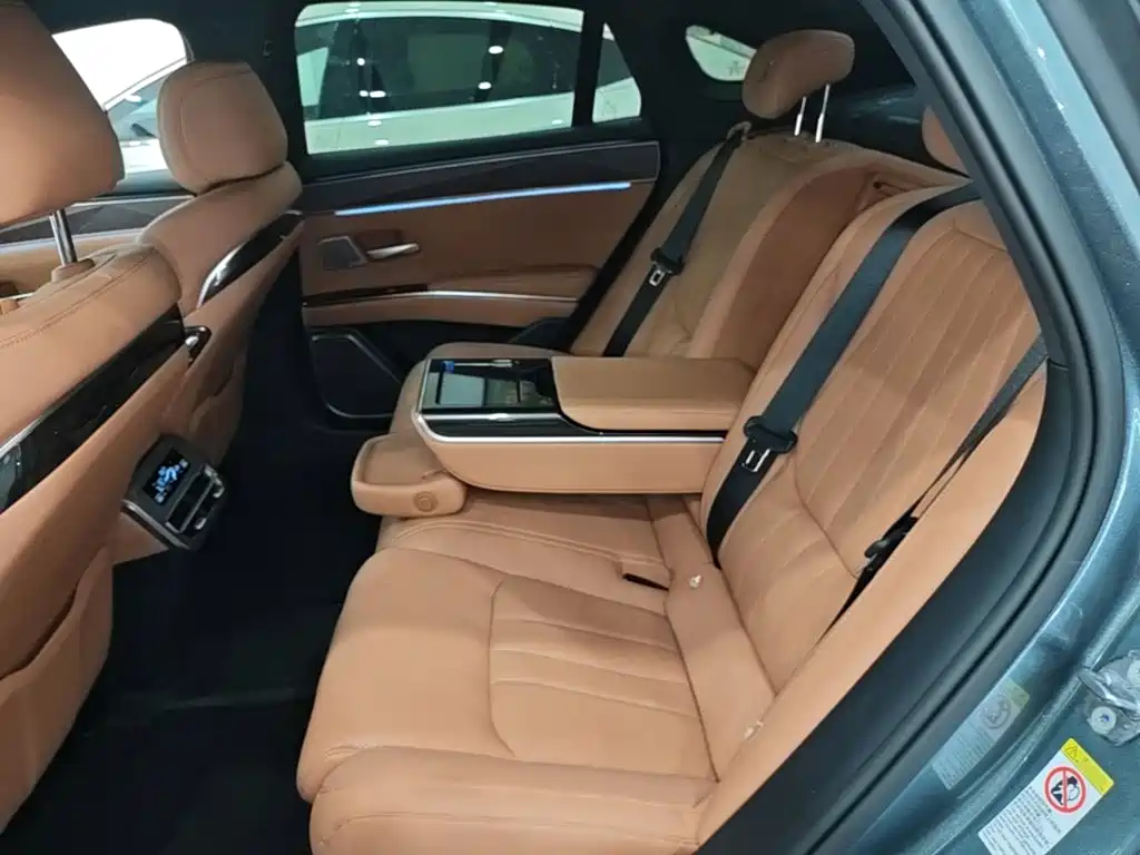 BYD Han L — миниатюра 17