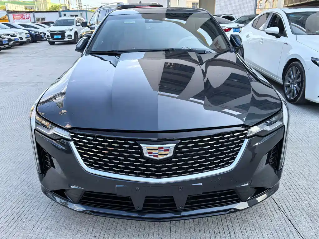 CADILLAC  CT4