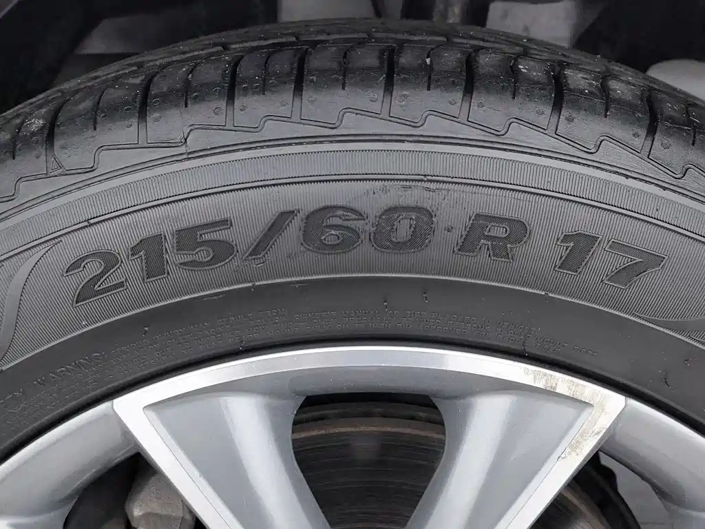 Roewe RX5 — миниатюра 24