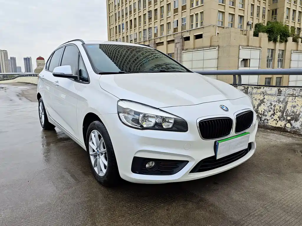 BMW 2 SERIES STATION WAGON