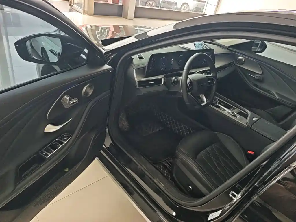 Chery Arrizo 8 — миниатюра 16