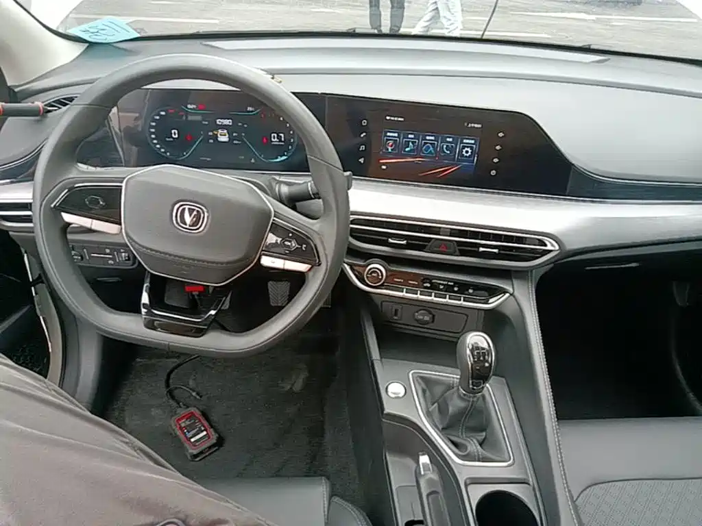 Changan Eado — миниатюра 10