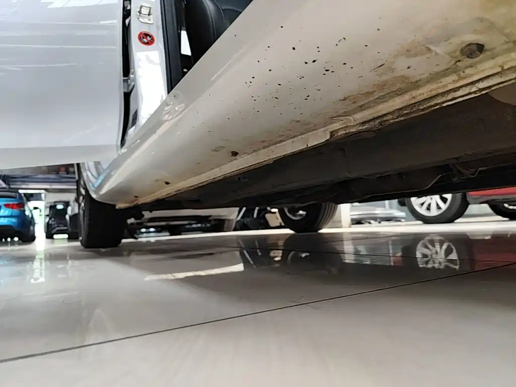 Geely Emgrand — миниатюра 21