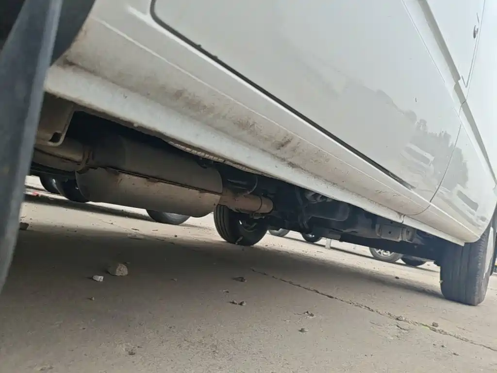 MAXUS V80 — миниатюра 22