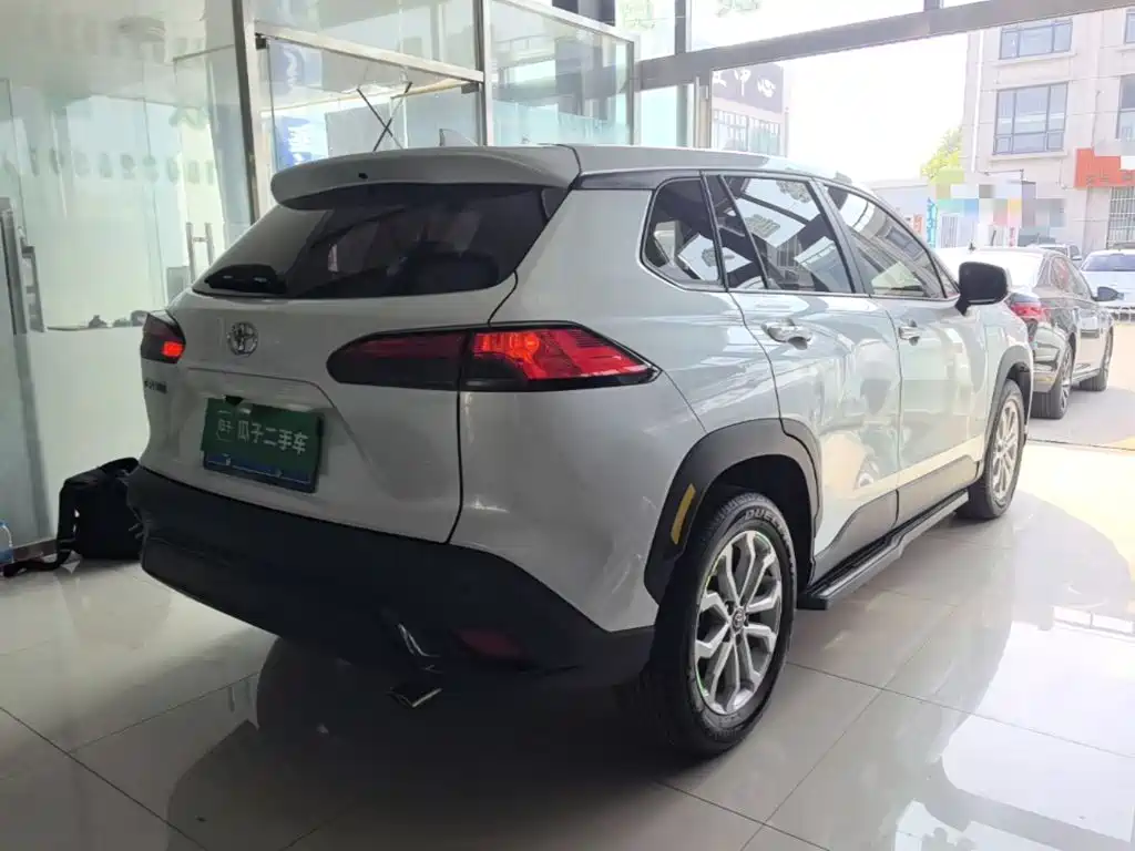 Toyota Frontlander — миниатюра 7
