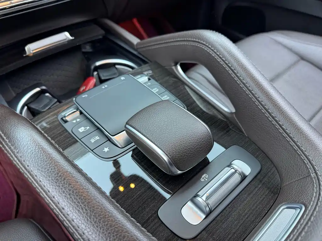 Mercedes-Benz GLS — миниатюра 9