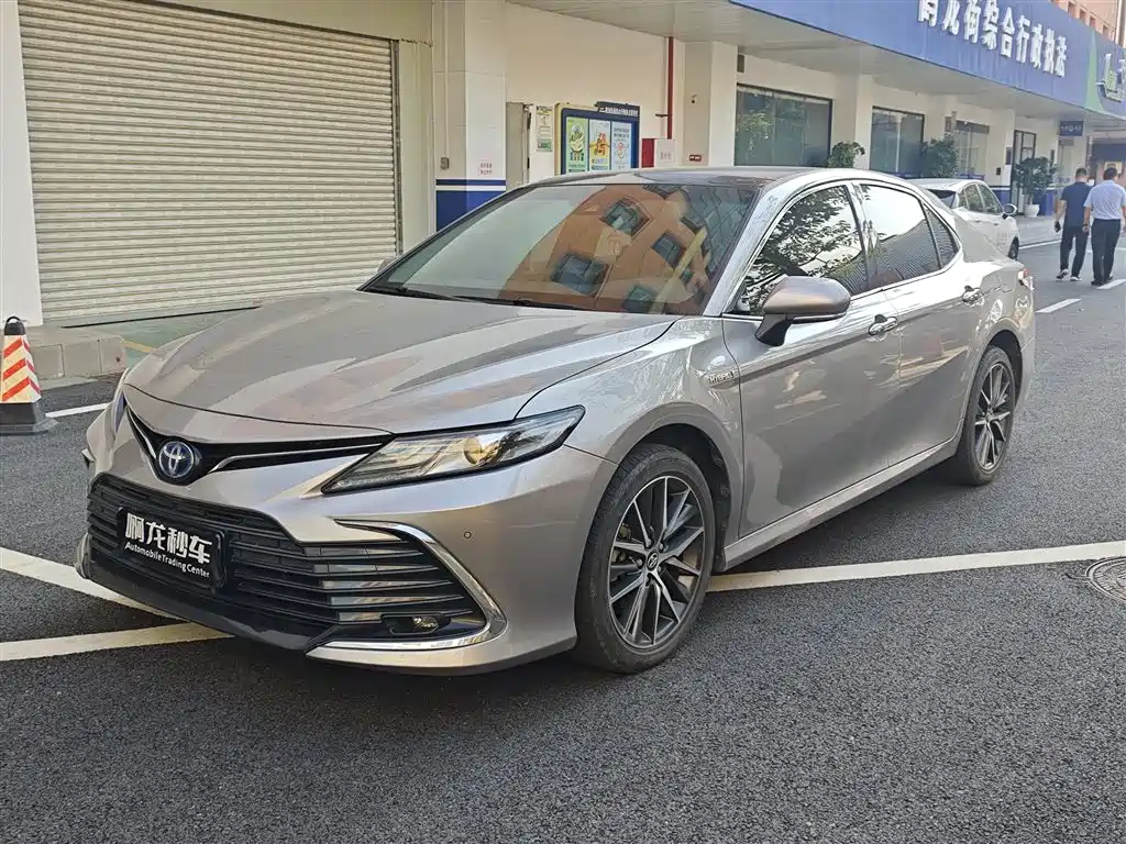 Toyota Camry 2021 2.5HG Luxury
