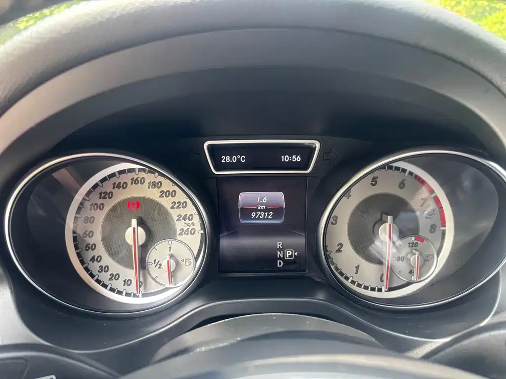 Mercedes-Benz GLA — миниатюра 8