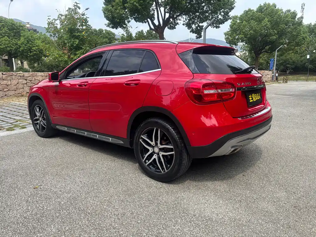 Mercedes-Benz GLA — миниатюра 18