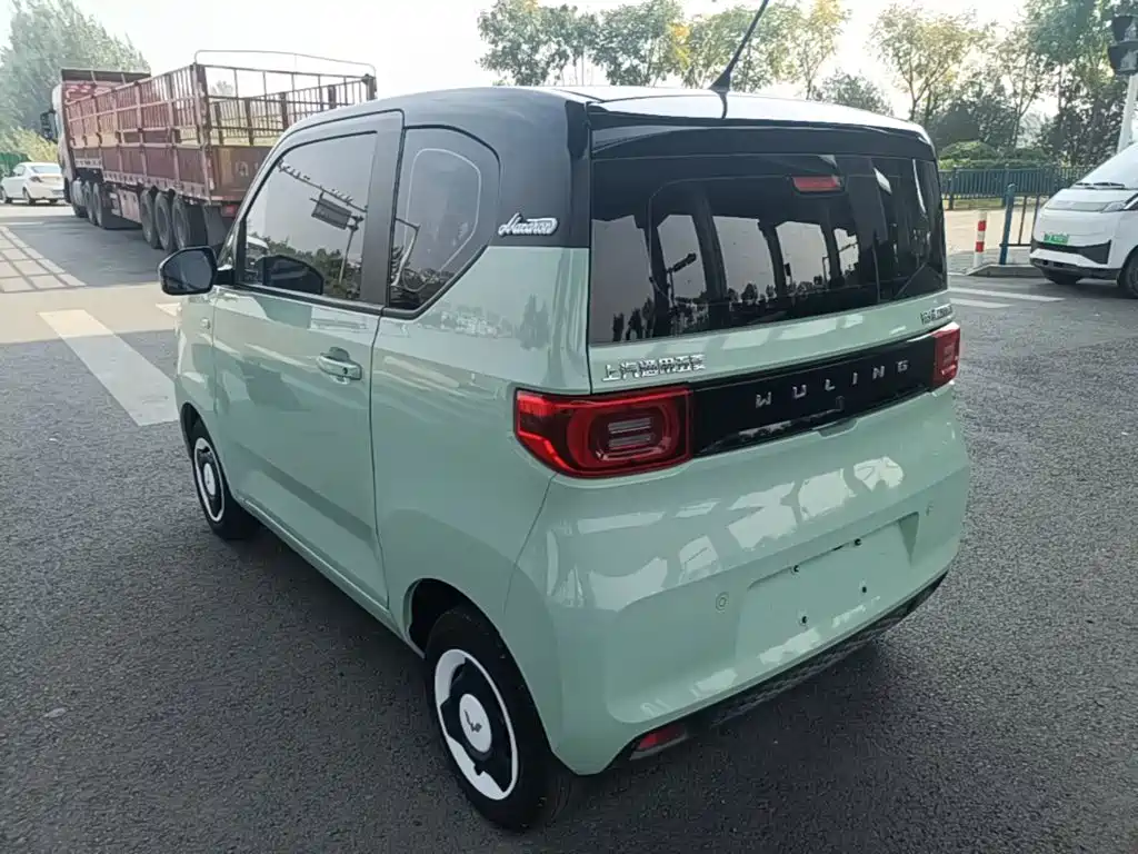 Wuling MINIEV — миниатюра 5