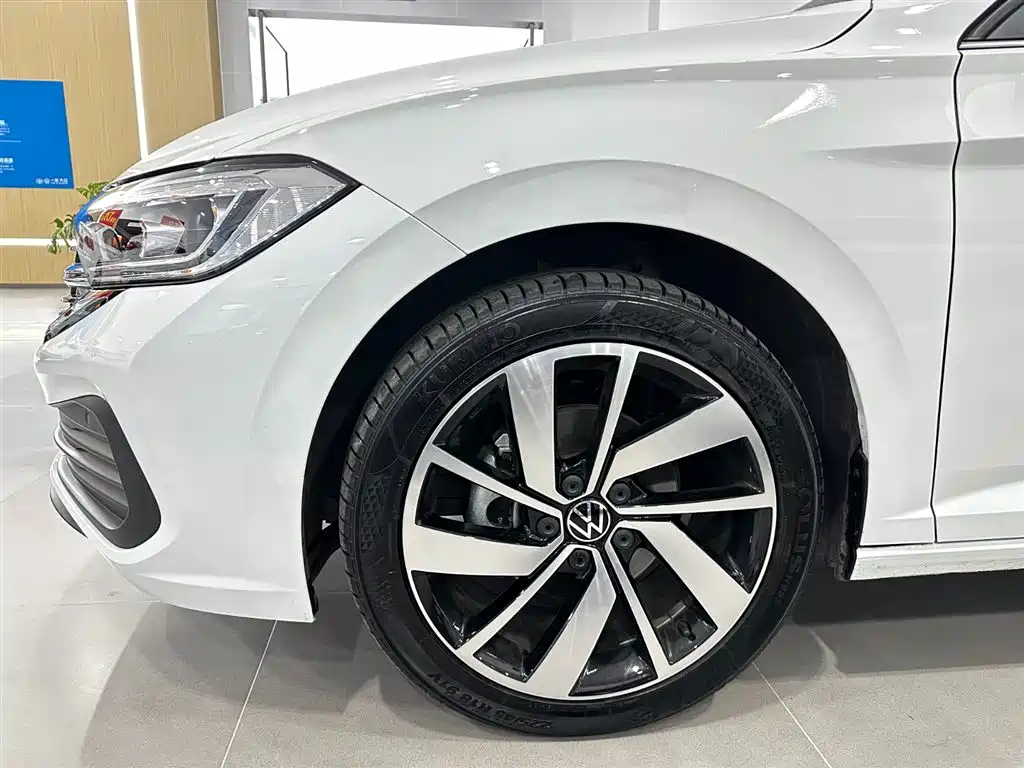 Volkswagen Sagitar — миниатюра 31