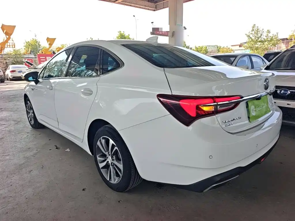 Buick Verano — миниатюра 5