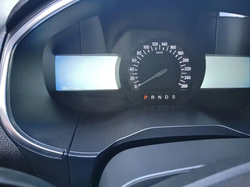 Ford Edge — миниатюра 12