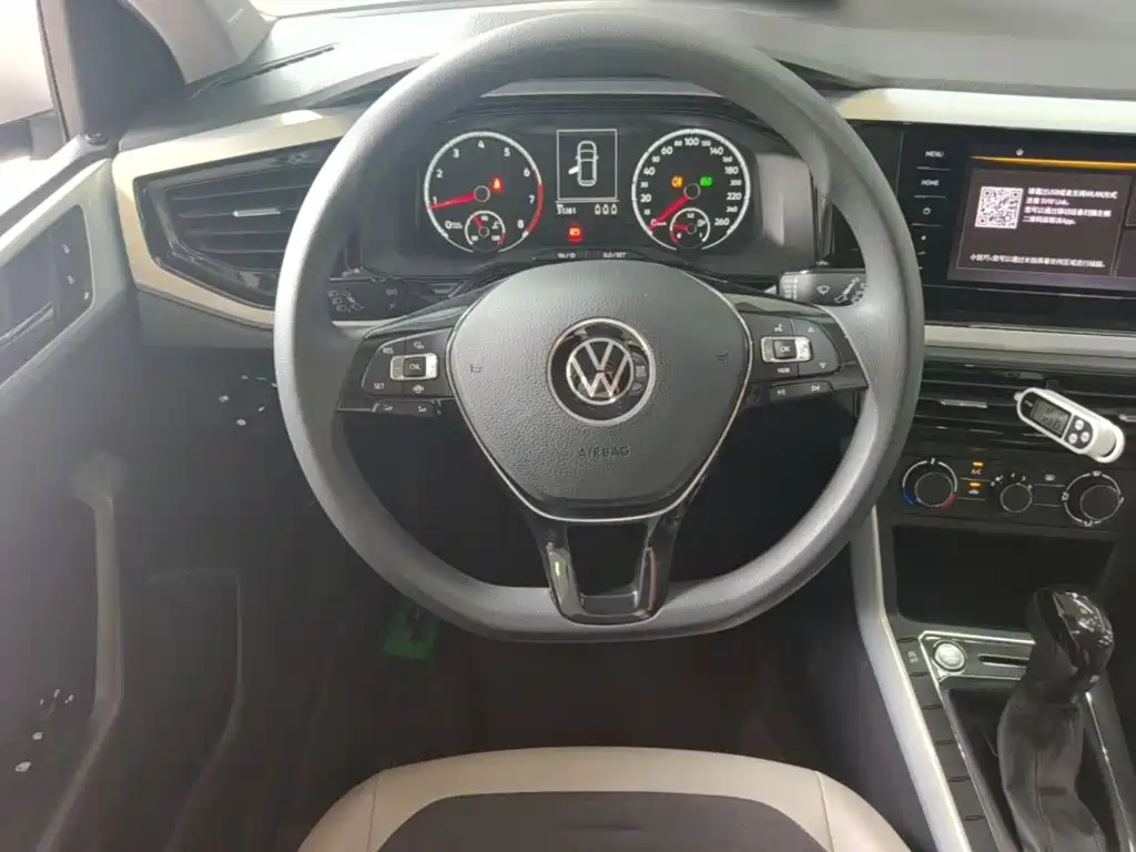 Volkswagen Polo — миниатюра 11