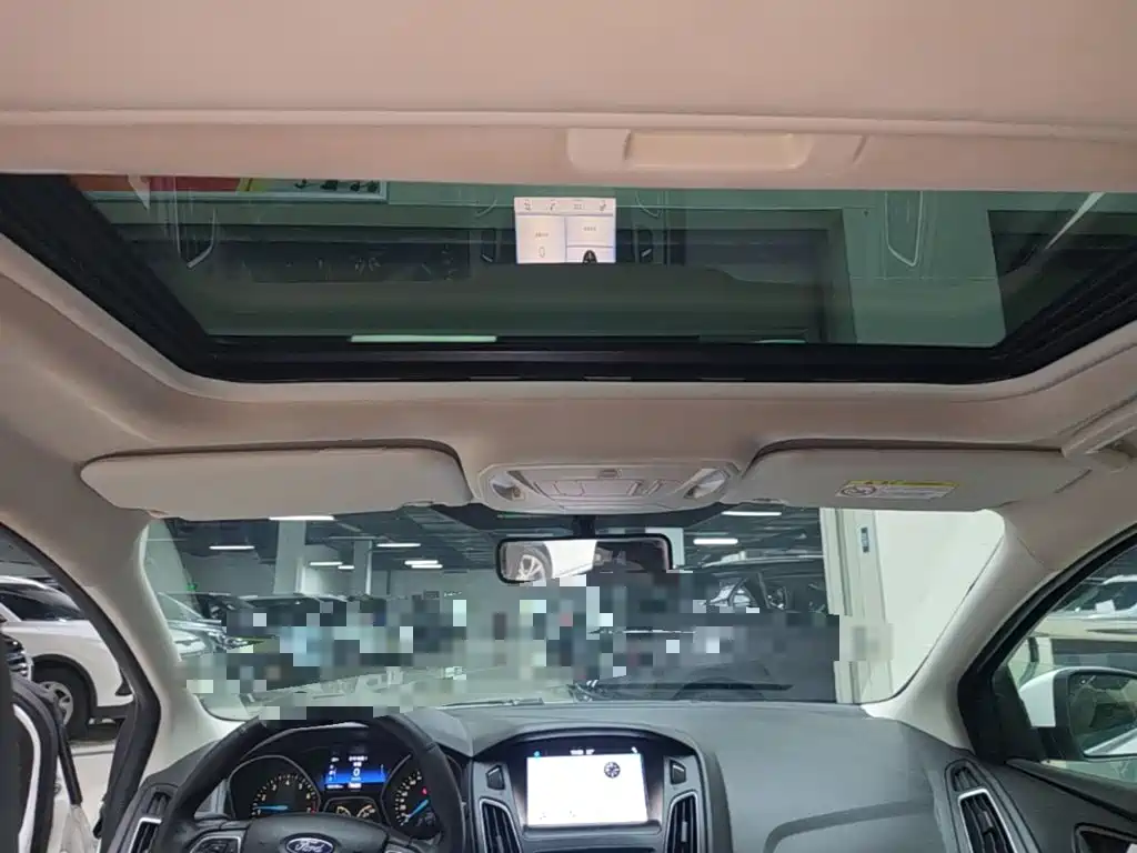 Ford Focus — миниатюра 18