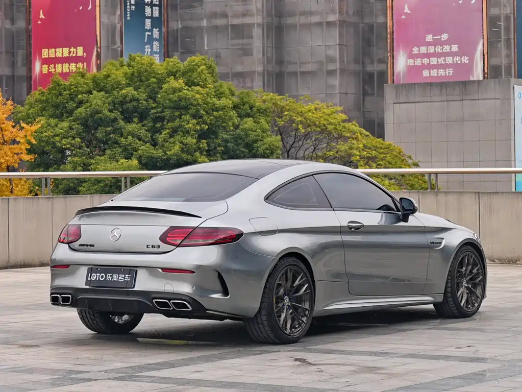 MERCEDES-BENZ C CLASS AMG