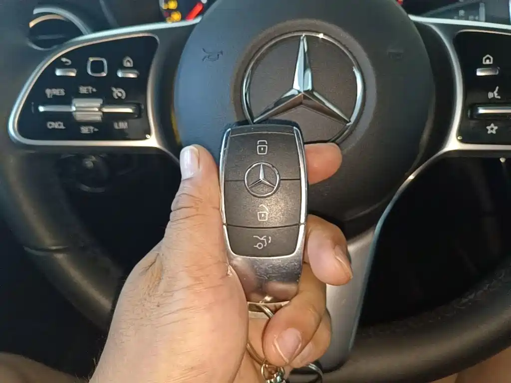 Mercedes-Benz GLC — миниатюра 9