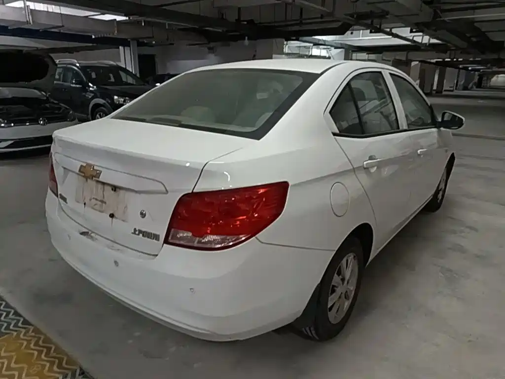 Chevrolet Sail — миниатюра 7