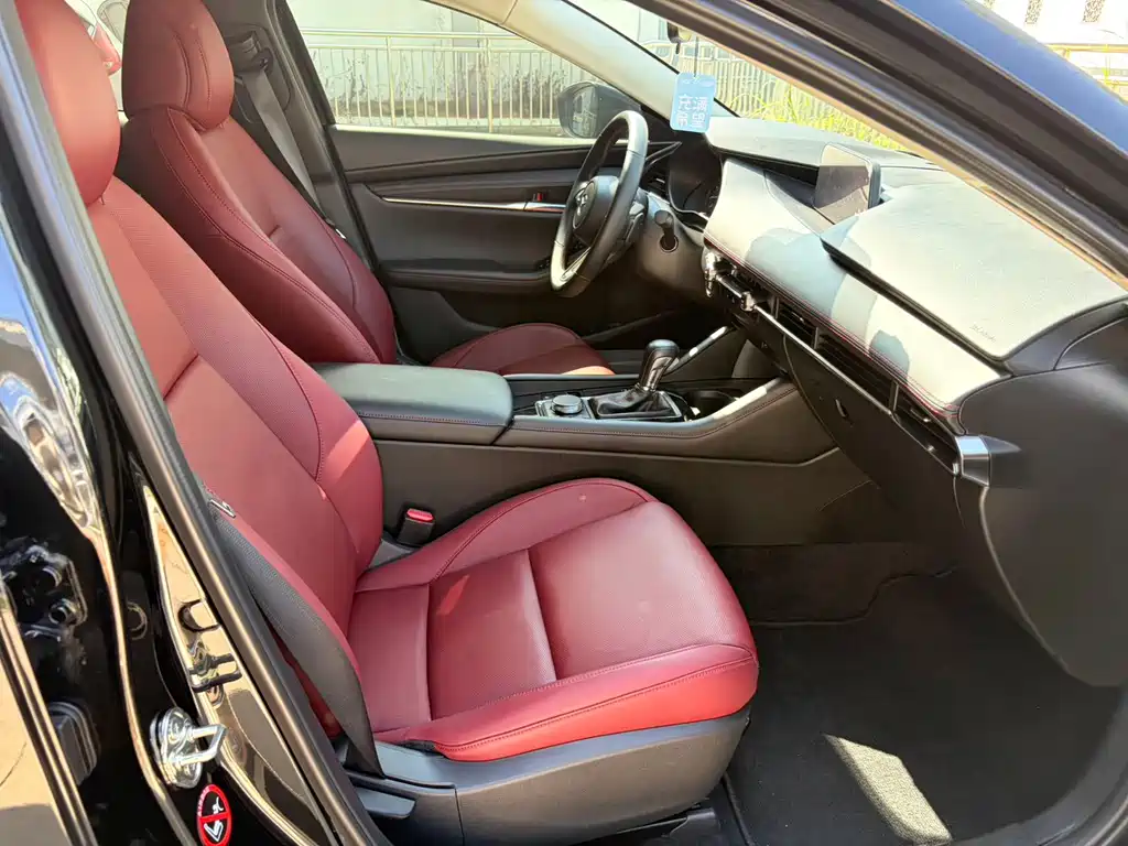 Mazda 3 Axela — миниатюра 9