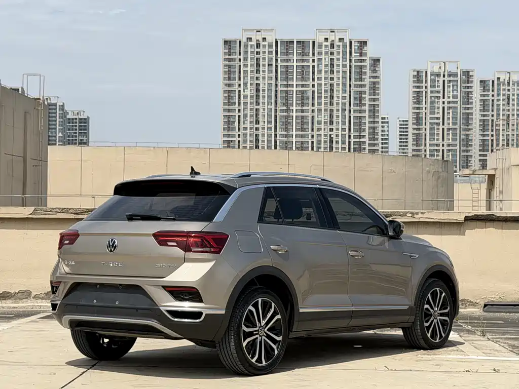 Volkswagen T-Roc — миниатюра 6
