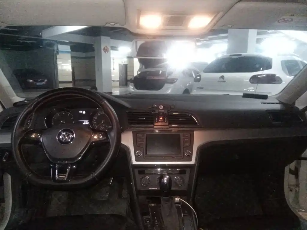 Volkswagen Lamando — миниатюра 5
