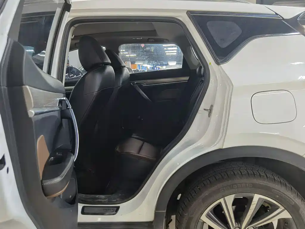 Geely Binyue 2019 Sport 260T DCT V