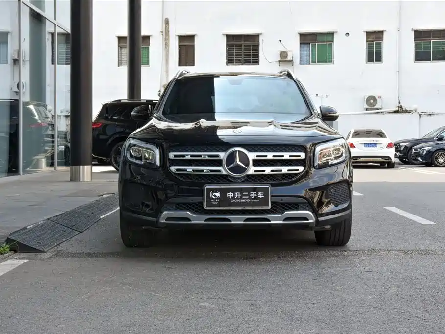Mercedes-Benz GLB — миниатюра 2