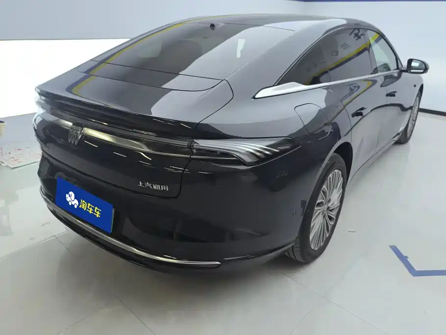 Buick Electra L7 — миниатюра 3