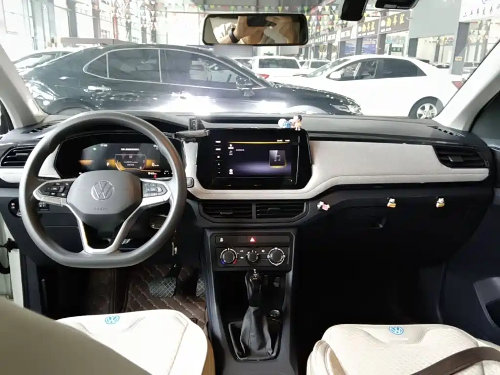 Volkswagen Tharu — миниатюра 10
