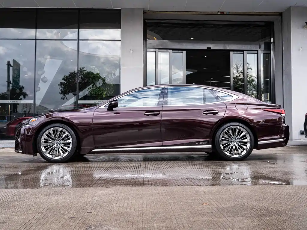 Lexus LS 2018 500h Executive V