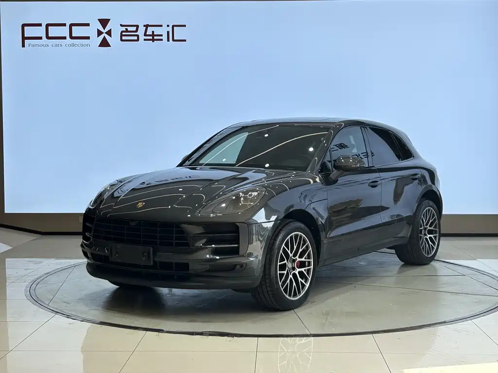 Porsche Macan 2021