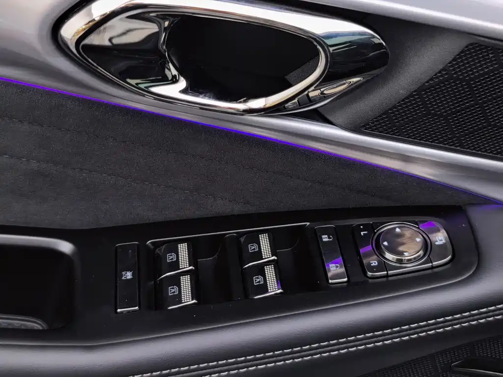 GAC Motor Trumpchi GS8 — миниатюра 32