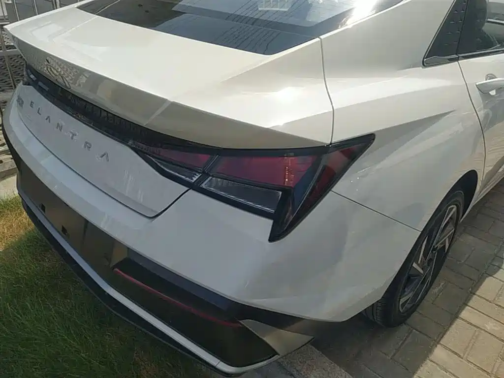 Hyundai Elantra 2023 1.5L CVT GLX Elite