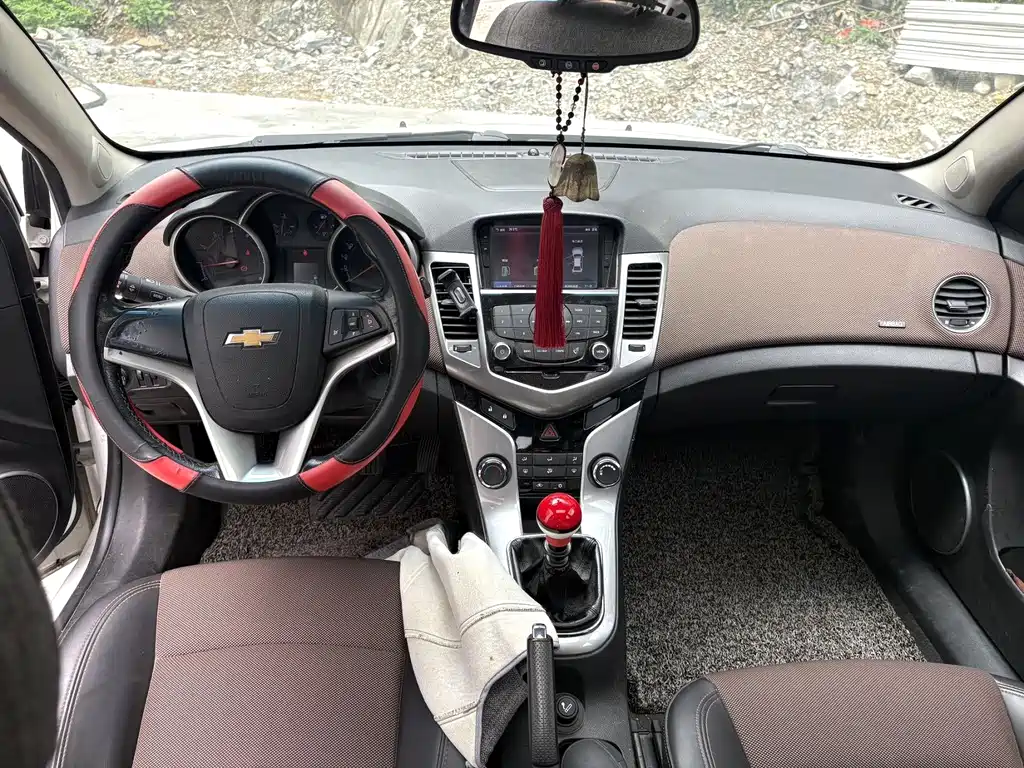 Chevrolet Cruze — миниатюра 5