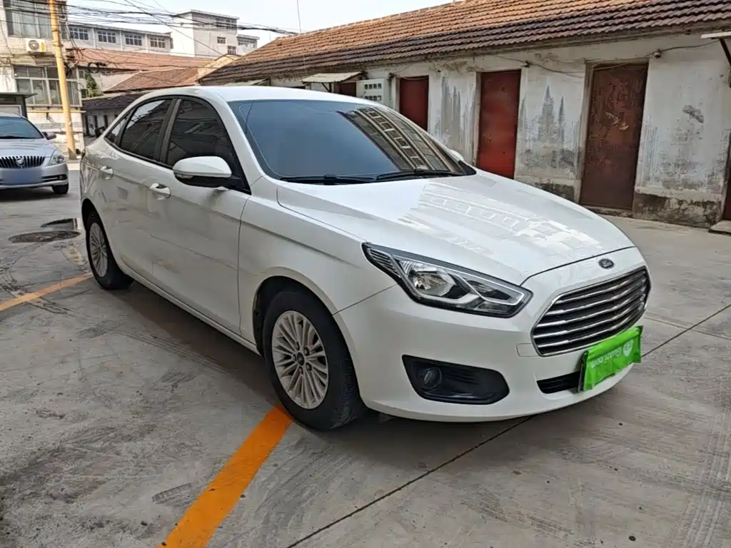 Ford Escort — миниатюра 4