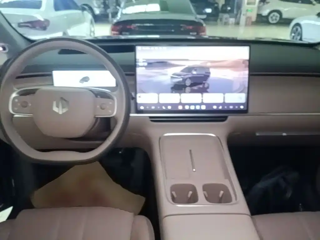 Leapmotor Leapmotor C10 — миниатюра 10