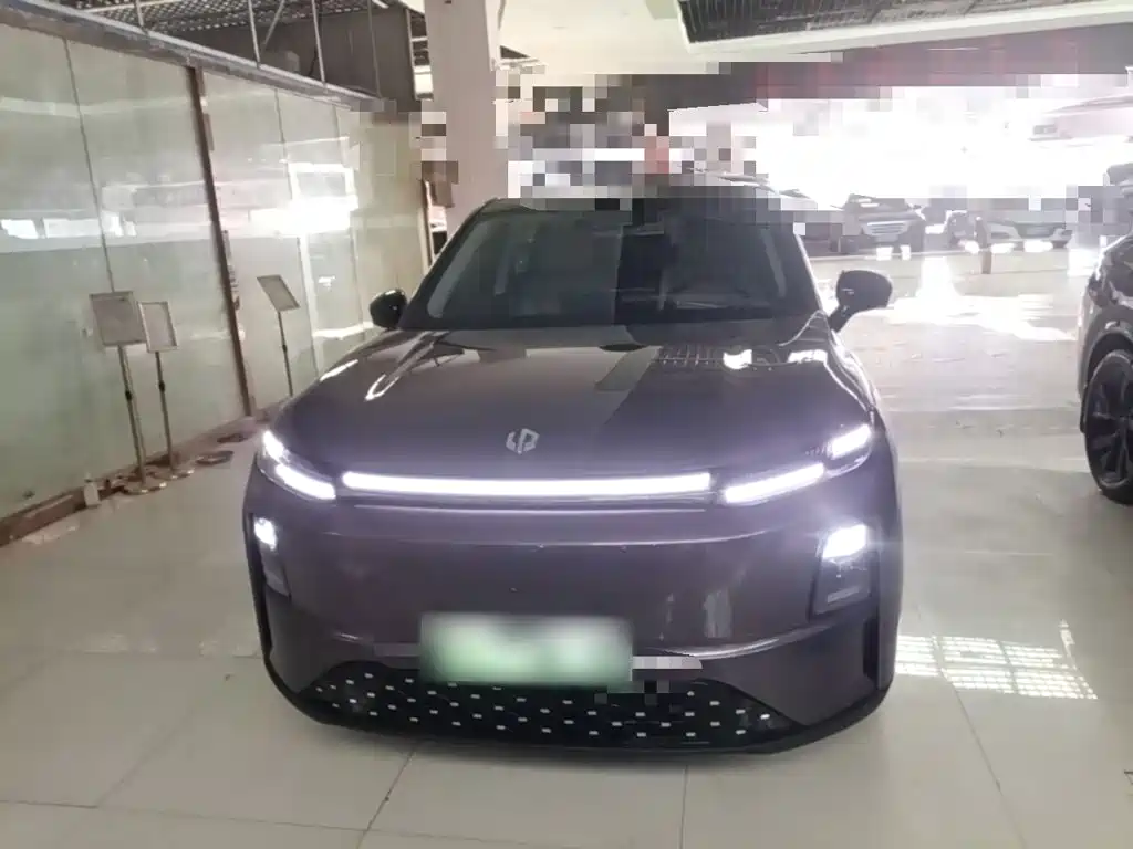 Leapmotor Leapmotor C10 — миниатюра 3