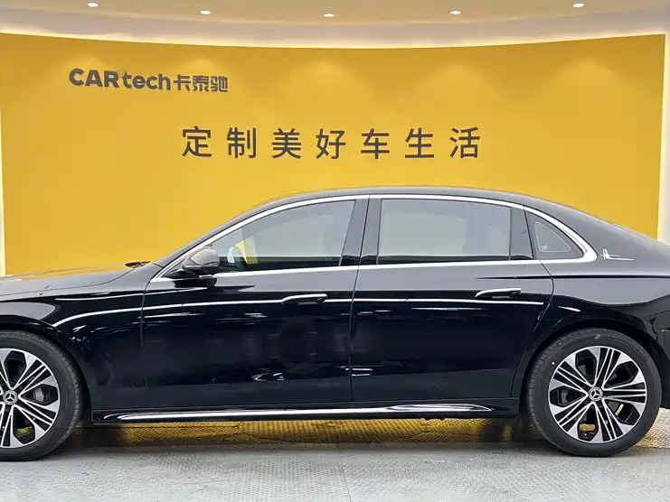 Mercedes-Benz E-Class — миниатюра 7