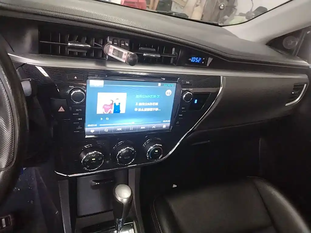 Toyota Corolla — миниатюра 13