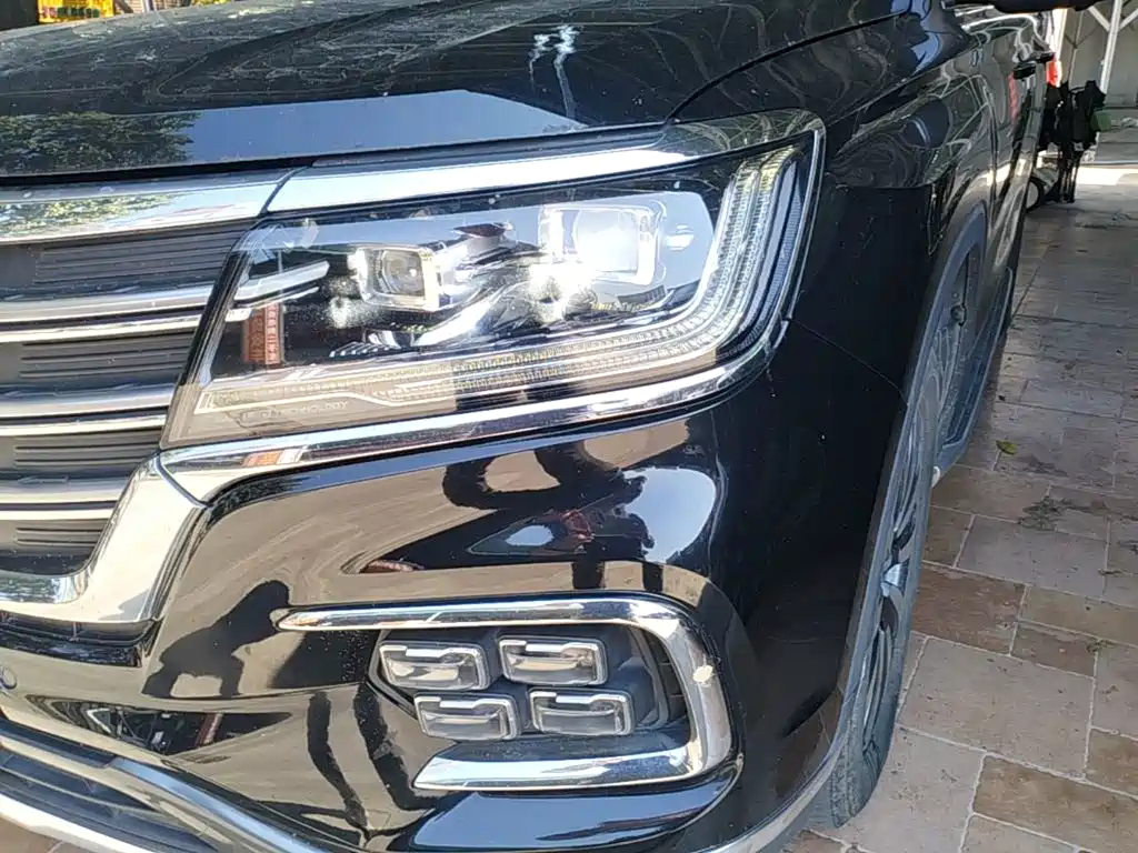 Roewe RX8 — миниатюра 24